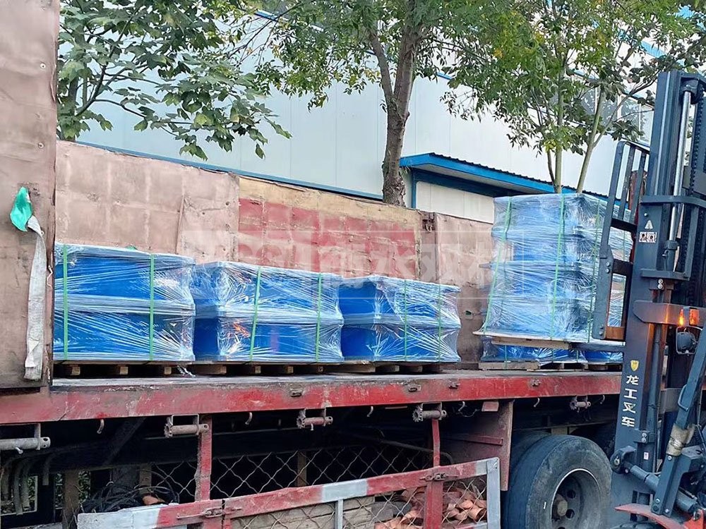 铅芯减震橡胶隔震支座 铅芯隔震支座什么价格 建筑住宅隔震支座厂家
